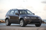 2013 BMW X5 xDrive50i in Sparkling Bronze Metallic - Static Front Right View